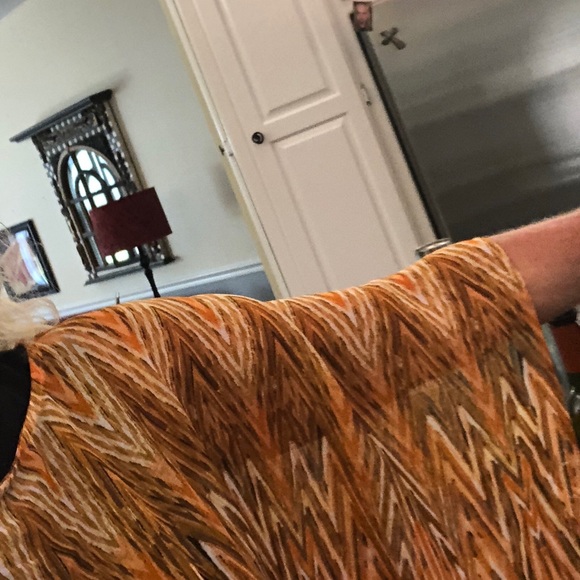 🧡💗 Bobeau orange/pink top -like new! 💗🧡 - Picture 4 of 4